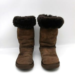 Ugg Clasisic Ladies 7 Chestnut Brown Boot